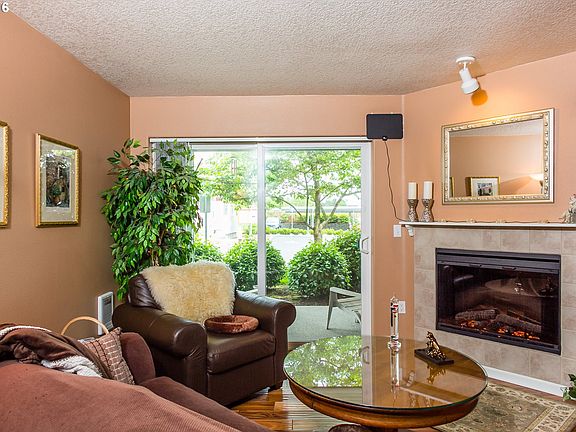 5th image of 770 NW 185th Ave #105