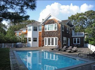 9 Fiddler Crab Trl, Westhampton, NY 11977