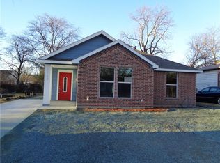 2323 E Ann Arbor Ave, Dallas, TX 75216