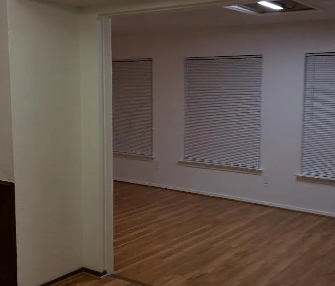 6017 Robin Dr — Photo 20