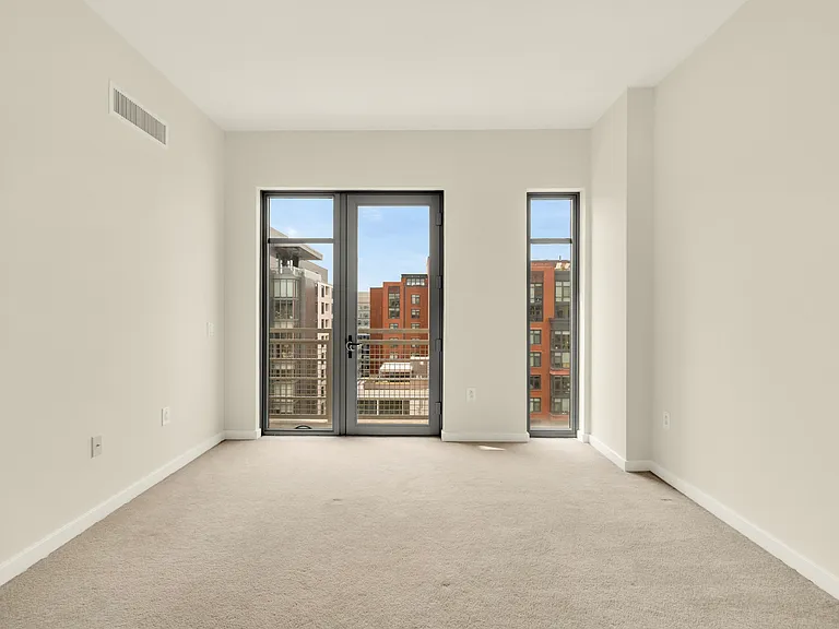 475 K St NW #1123 — Photo 22