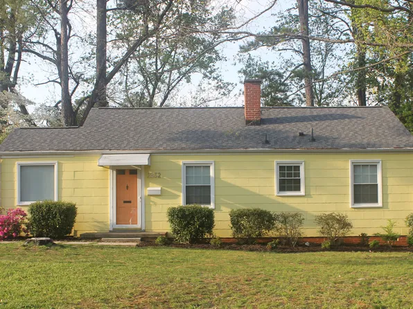 2332 Albright Dr, Greensboro, NC 27408