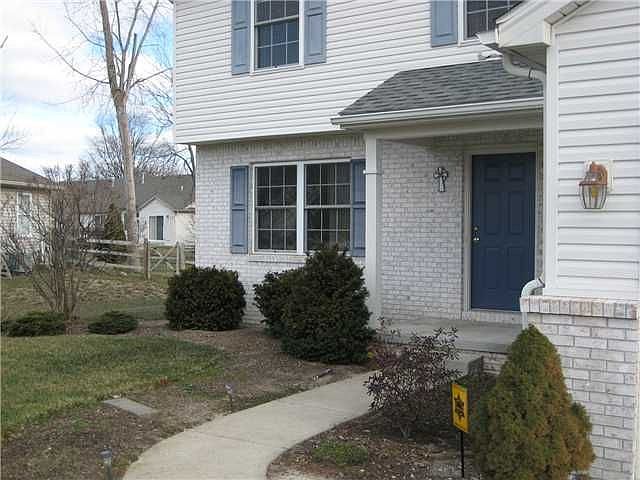2nd image of 529 Springwood Ln