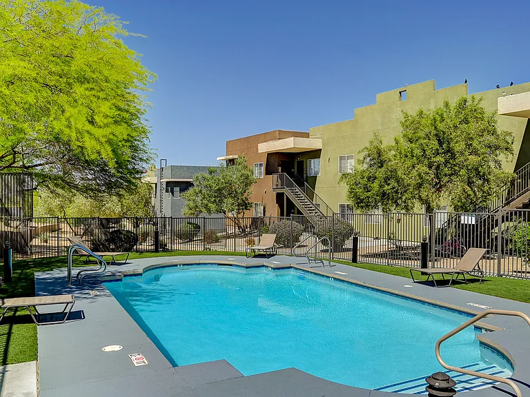 Maryland Villas — Photo 9