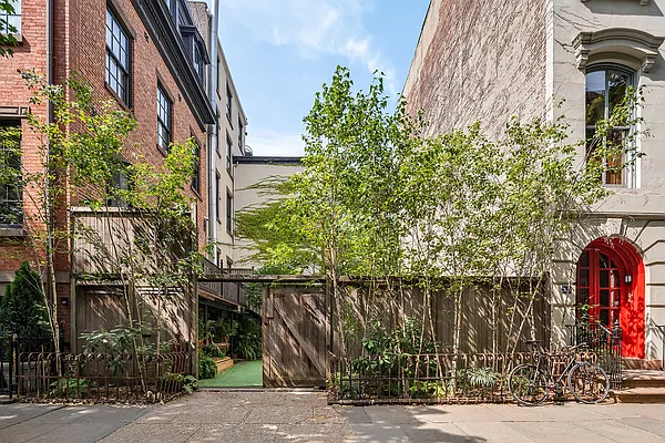 Sold by Corcoran | media 15