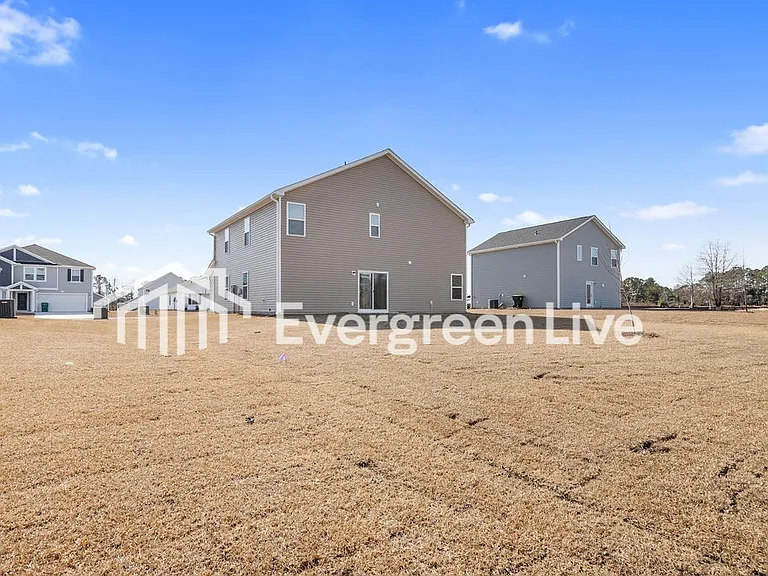 1005 Kinness Dr — Photo 4