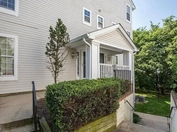 1019 Hillside Lake Ter #1009, Gaithersburg, MD 20878