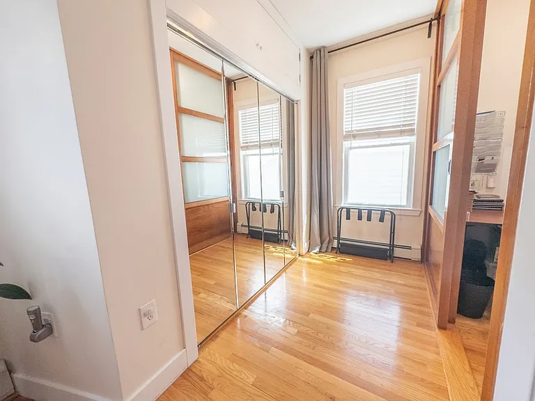 101 Hampshire St — Photo 12
