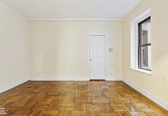 4th image of 245 W 75th St #1H