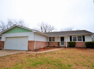 1005 E 31st Ter, Hutchinson, KS 67502