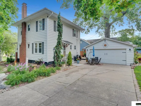 1605 Van Dorn St, Lincoln, NE 68502