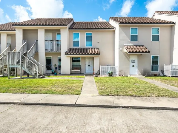 221 Marion Dr Unit D-104, Rockport, TX 78382