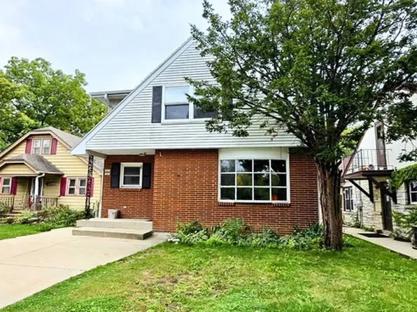 7923 W Bluemound Rd, Milwaukee, WI 53213