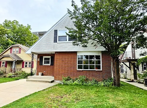 7923 W Bluemound Rd Photo 1