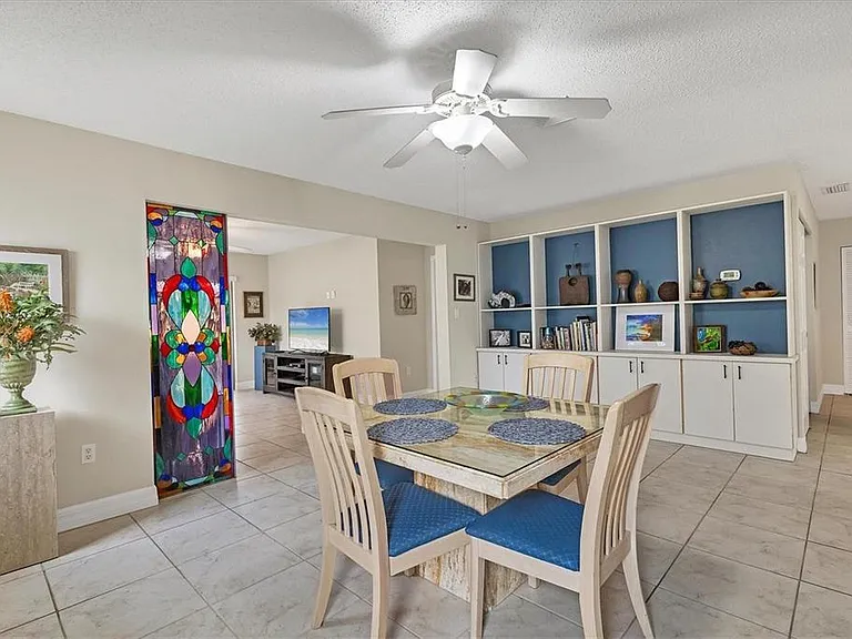 6283 Green View Cir S #102 — Photo 4