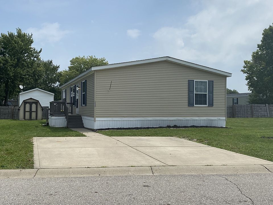 2nd image of 225 Pebble Creek Dr #141