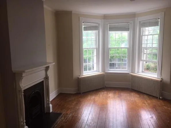 2426 Hanover Ave, Richmond, VA 23220