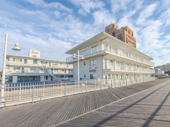 111 S Dudley Ave APT 104, Ventnor, NJ 08406