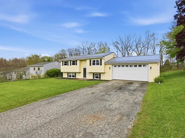 208 Kathy Dr, Seneca, PA 16346