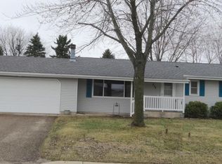 212 2nd St NE, Clarks Grove, MN 56016