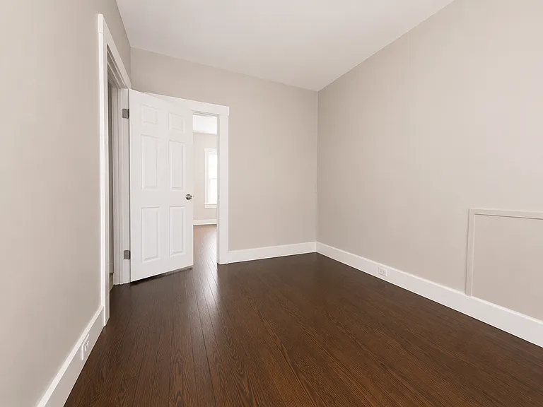 614 N Streeper St — Photo 12