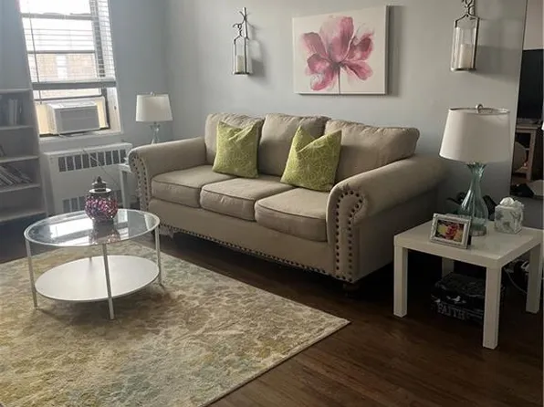 2229 Knapp St APT 6F, Brooklyn, NY 11229