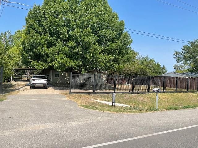 1st image of 5296 Dacy Ln