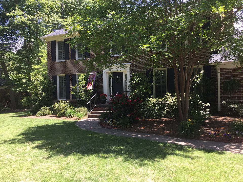 1st image of 2176 Poinsett Dr
