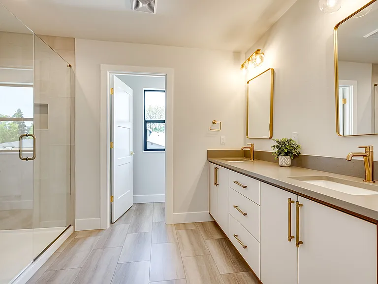 11010 NE 54th Ave — Photo 18