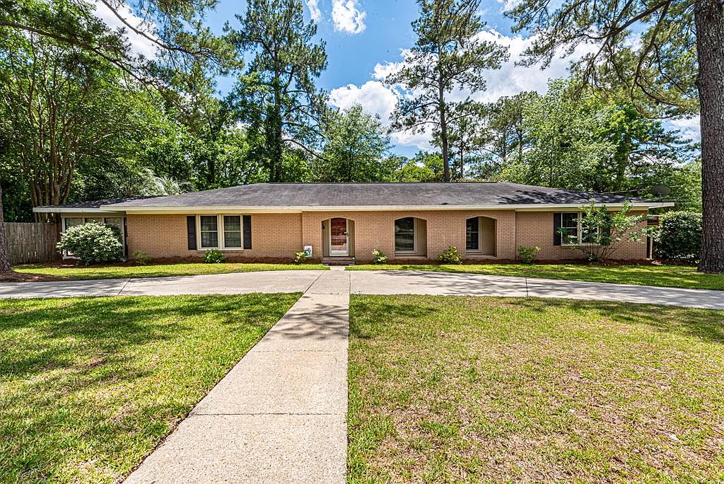 1006 N Cherokee Ave, Dothan, AL 36303 Zillow