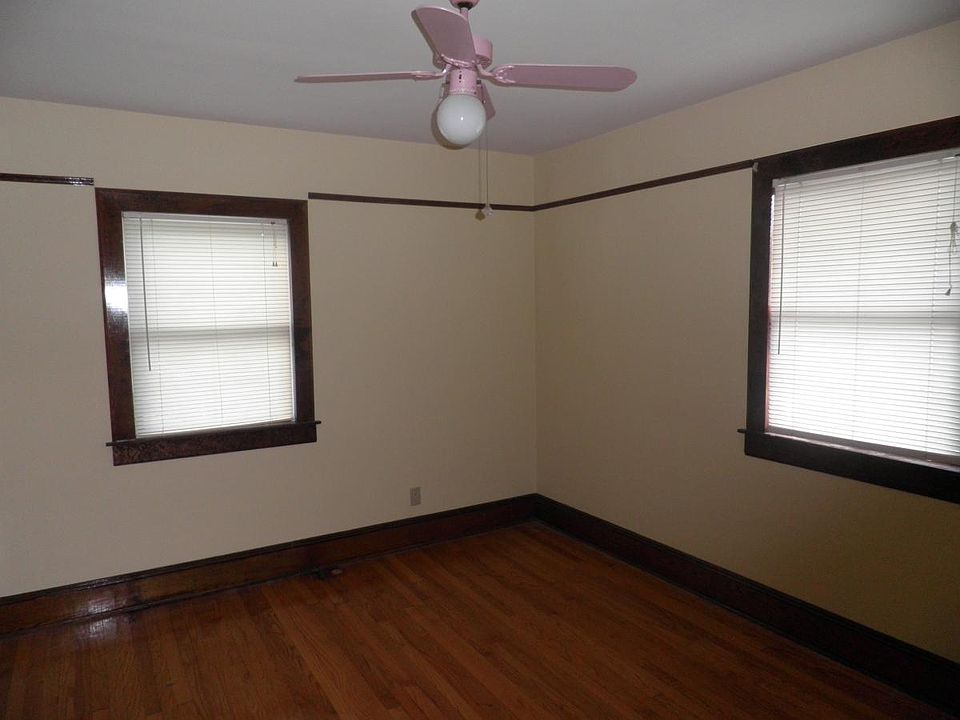 2nd image of 410 Townline Rd #Top