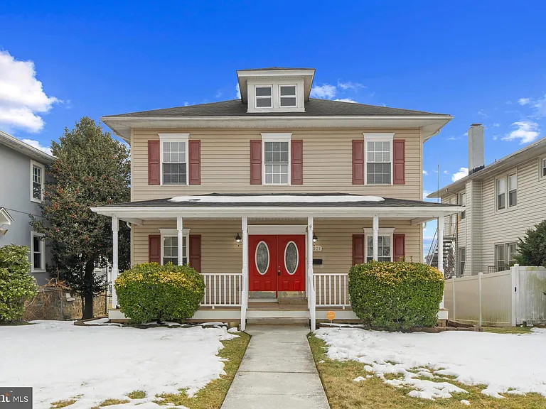 4021 Barrington Rd — Photo 43