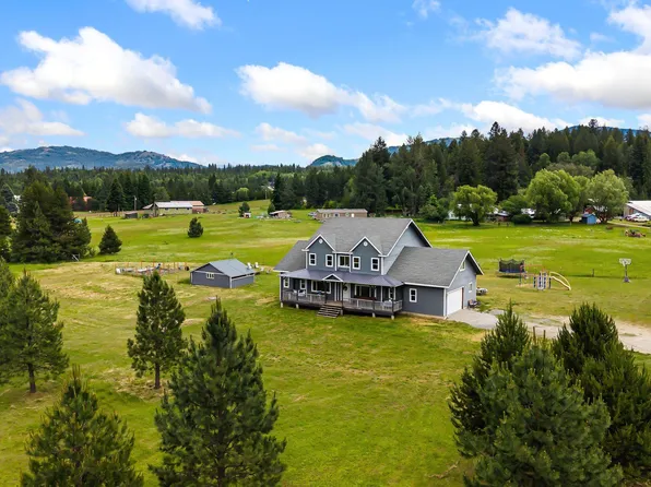 438 Davis Rd, Sagle, ID 83860