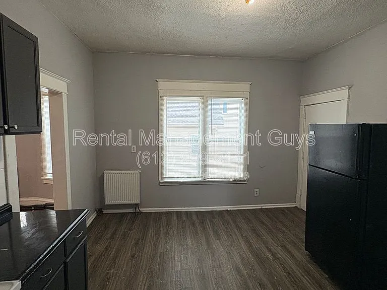 1015 Humboldt Ave N #2 — Photo 8