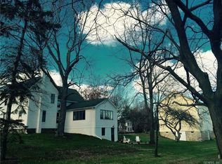 230 Mendon Center Rd, Pittsford, NY 14534