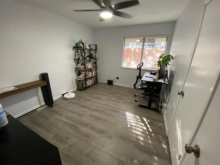 408 Northway Dr — Photo 10