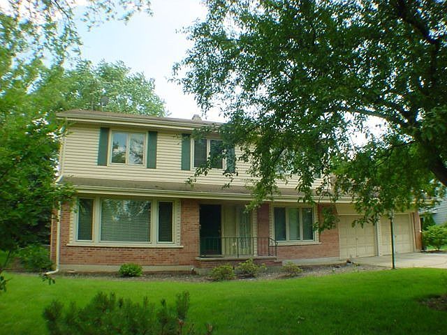 1st image of 22W041 Glen Valley Dr