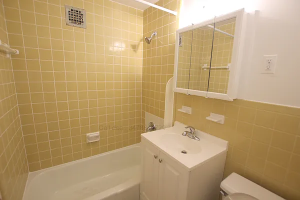 Rented by Corcoran | media 28