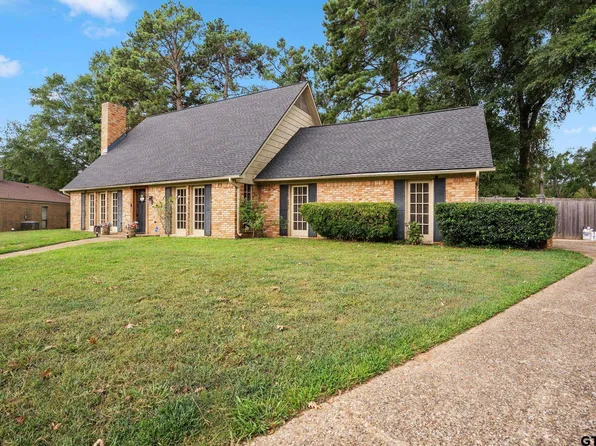 4817 Prestwick Ln, Tyler, TX 75703