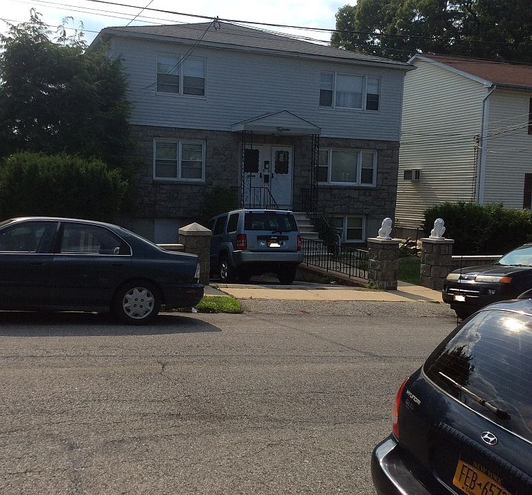 2nd image of 15 Wickes Ave