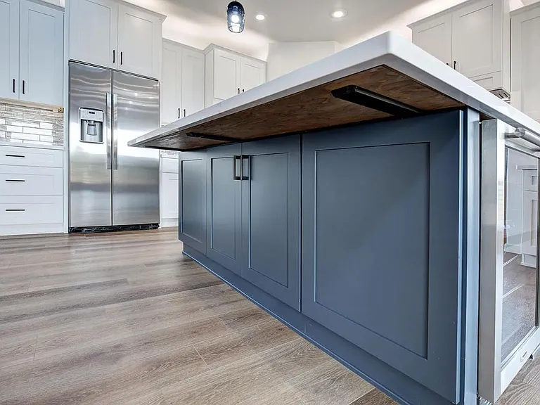 1209 N Horizon Way — Photo 8