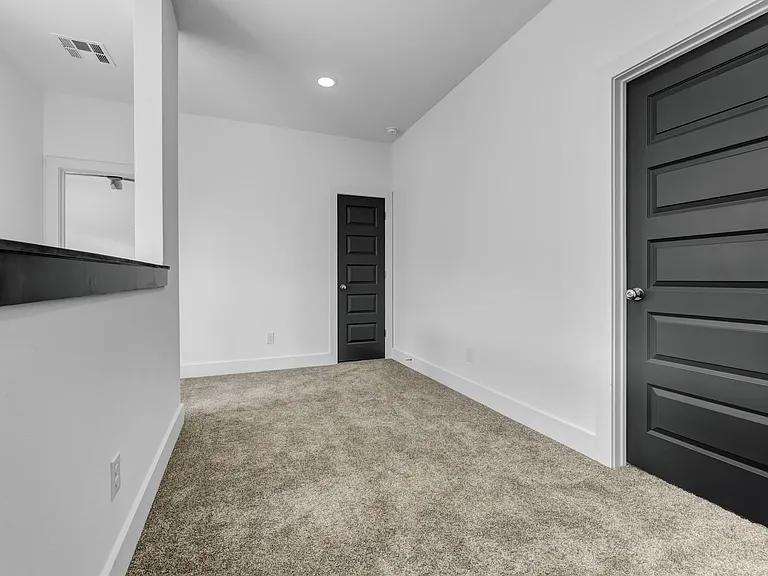 3011 Alpha Wolf Ct — Photo 30