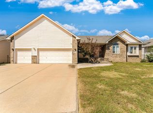 4327 N Barton Creek Cir, Wichita, KS 67226