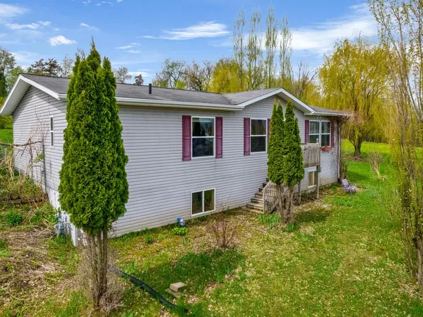 W19915 Bluestem LANE, Galesville, WI 54630