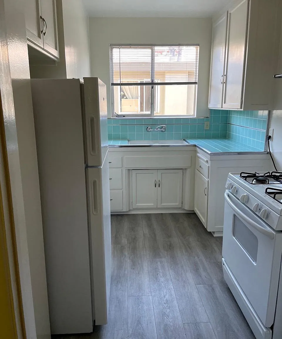 2 bed, $2,950 — Photo 4