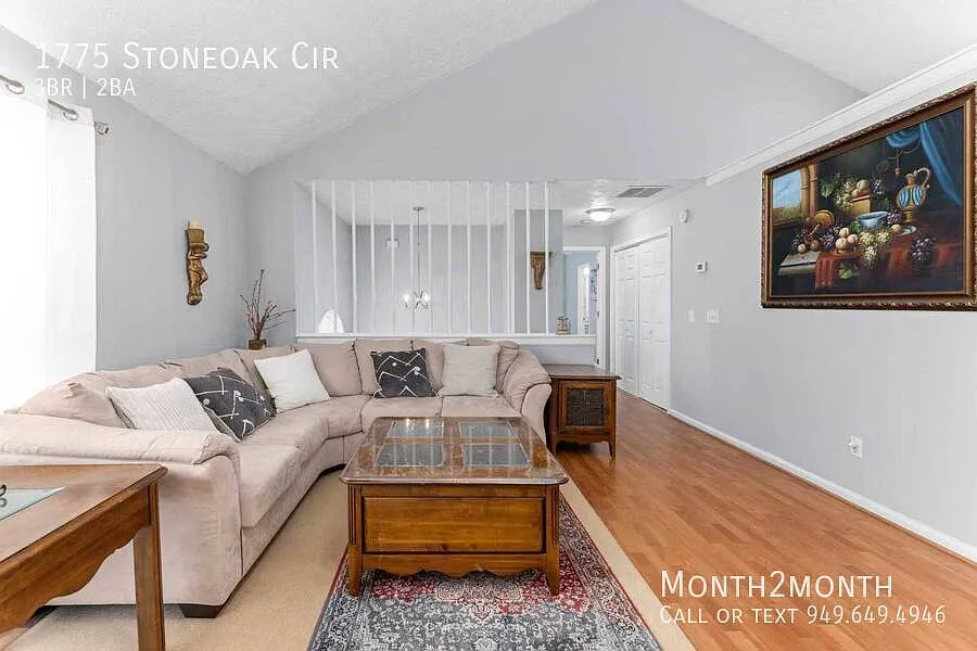 1775 Stoneoak Cir