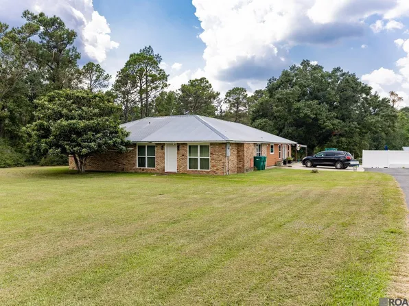 301 Efferson Ln, Greensburg, LA 70441