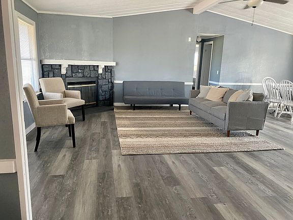2nd image of 14831 Bois D Arc Ln Unit 6