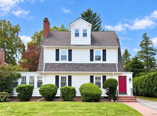 140 Kilburn Rd, Garden City, NY 11530
