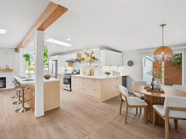 850 Las Palmas Dr, Santa Clara, CA 95051